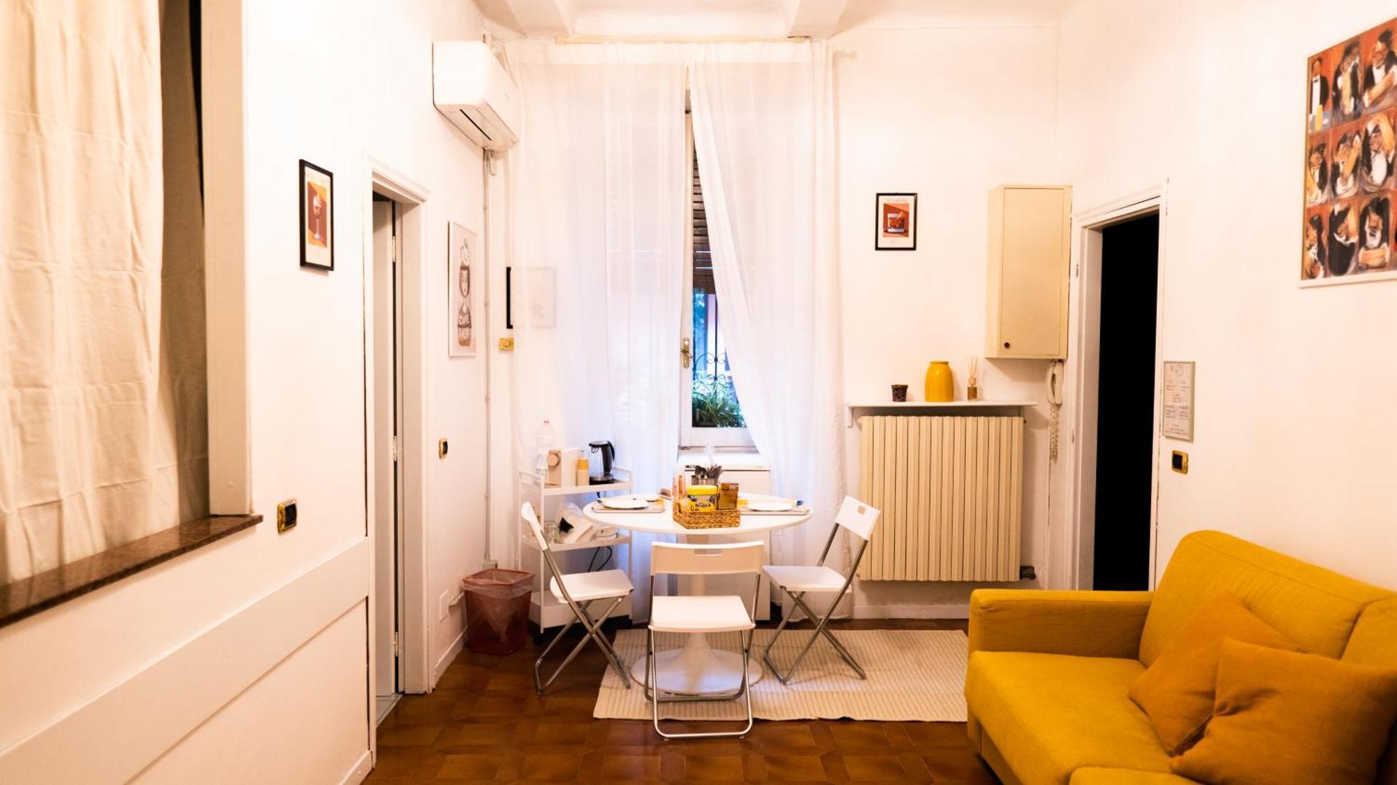 Casa Raffaella, Comodo E Tipico Bilocale Nel Centro Di Milano Luaran gambar
